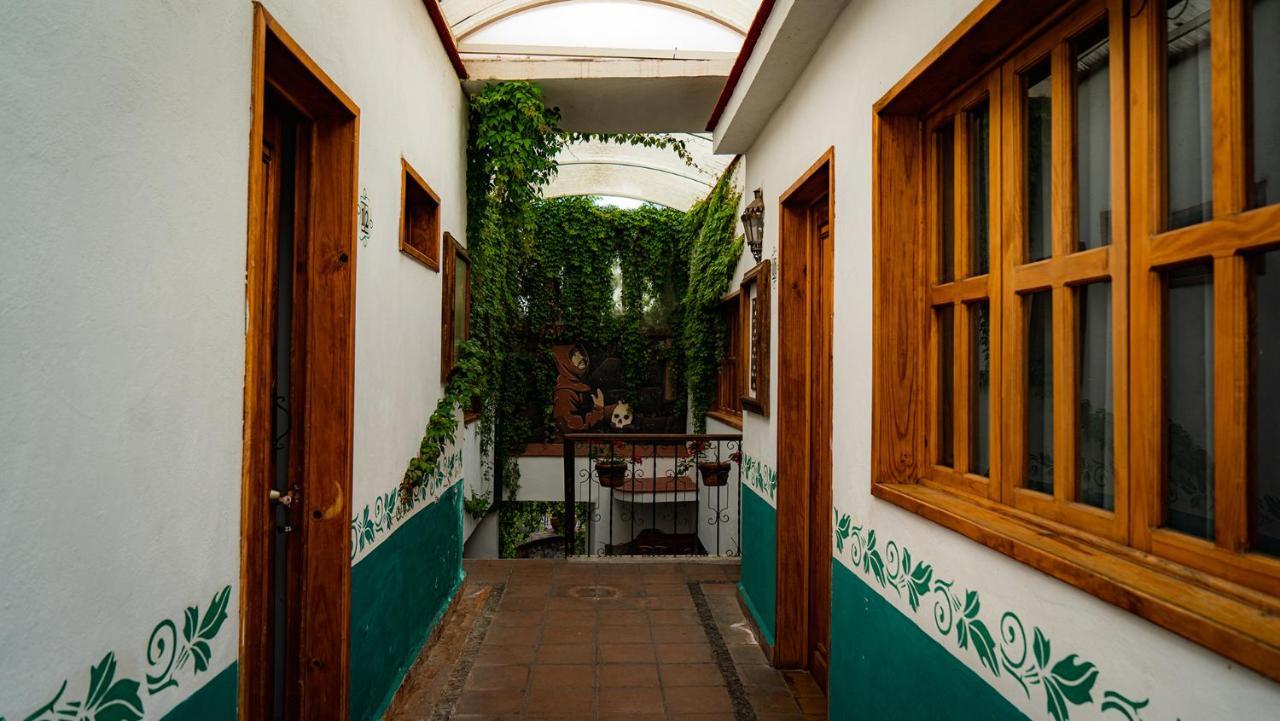 Hotel Casa Del Fraile 莫雷利亚 外观 照片